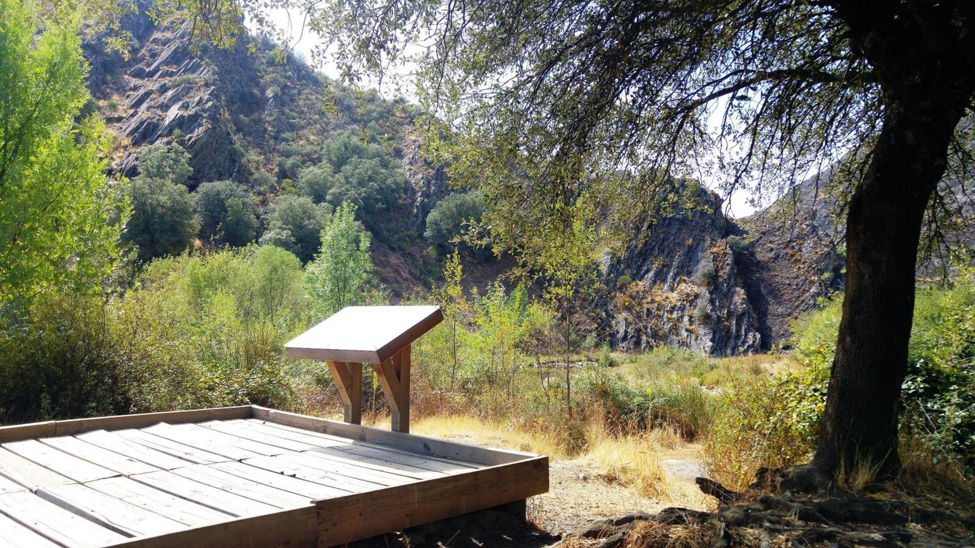 Casa Con Piscina En Parque Nacional De Cabaneros Navas de Estena Exterior foto